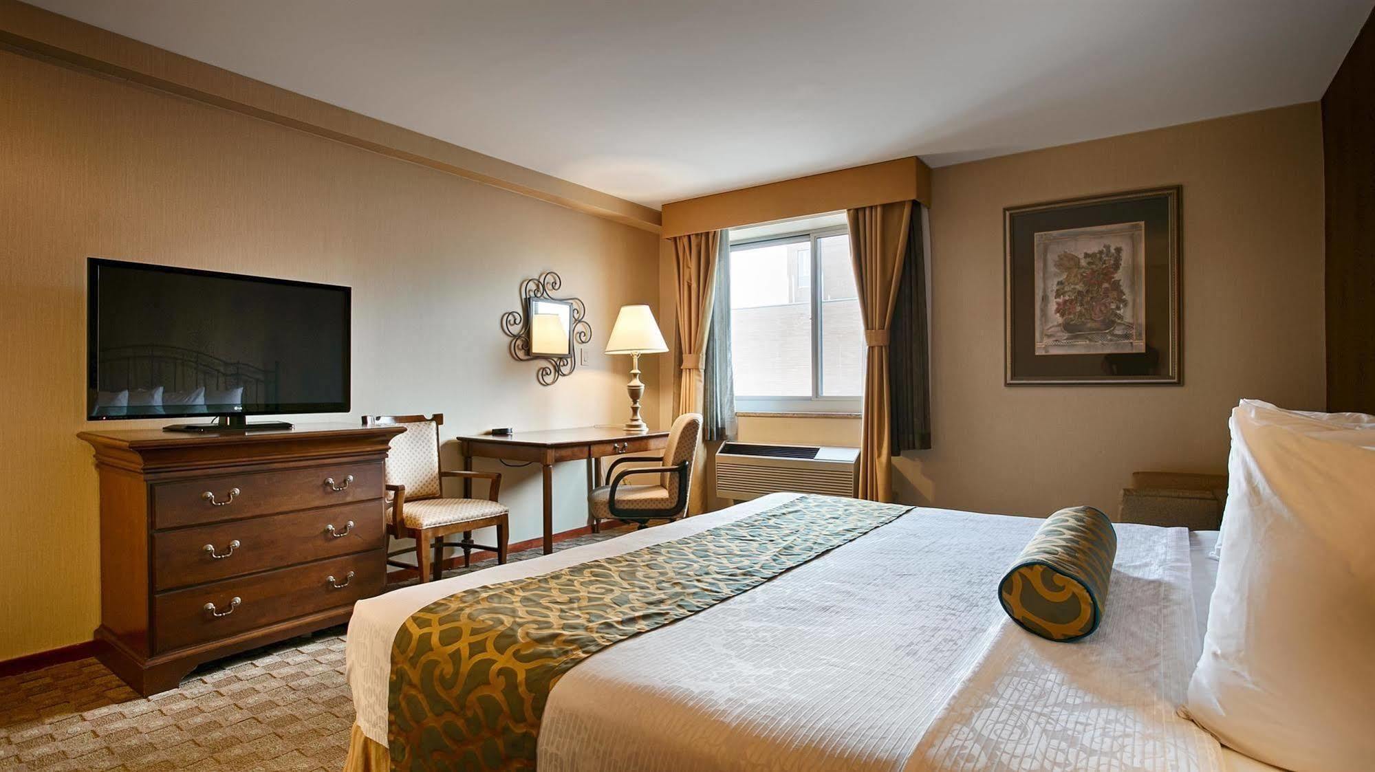 Best Western Queens Court New York Buitenkant foto